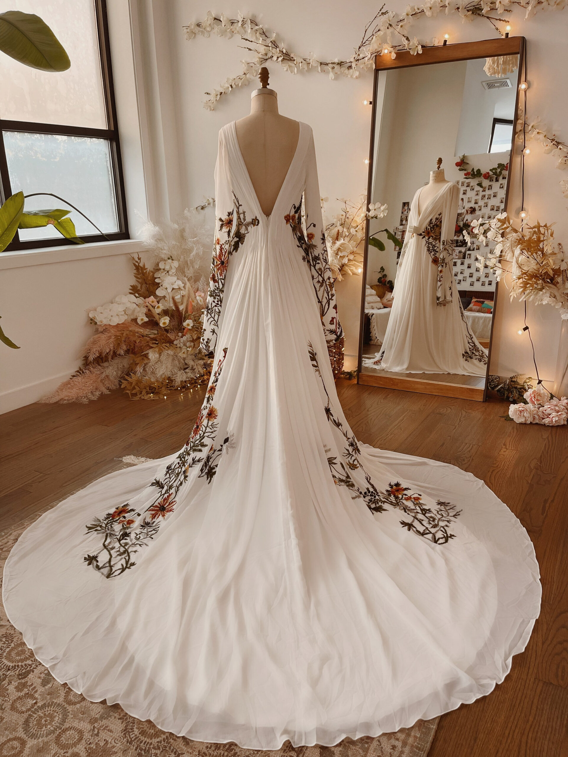 Meadow Ivory — Embroidered Botanical Floral Dress