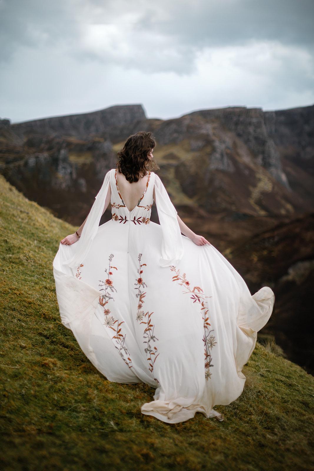 Autumn 2.0 — Elegant Floral Applique Wedding Dress - Image 9